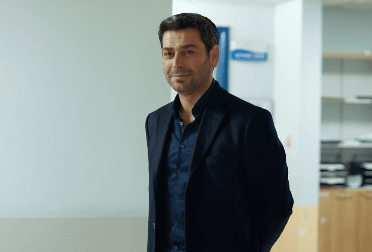DiziTrack Blog - Ozan Akbaba becomes TEGV’s first volunteer ambassador, actively supporting educational projects to improve children’s futures in Turkey.