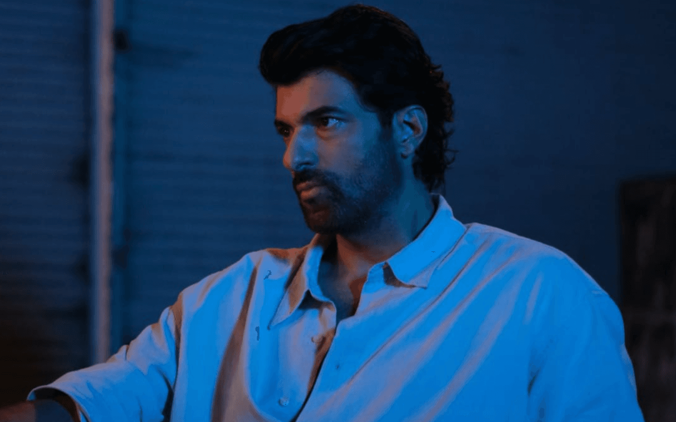 DiziTrack Blog - Bereketli Topraklar Premieres November 2 on Show TV: Engin Akyurek Returns to Prime-Time Drama