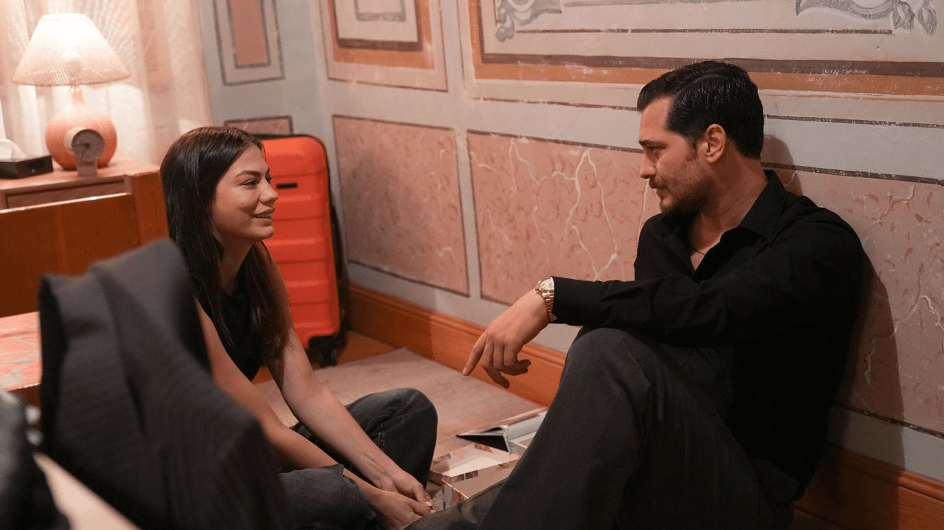 DiziTrack Blog - Eşref Rüya Dominates Ratings Once Again: Ebru Destan’s Powerful Comeback and Demet Özdemir’s Viral Performance