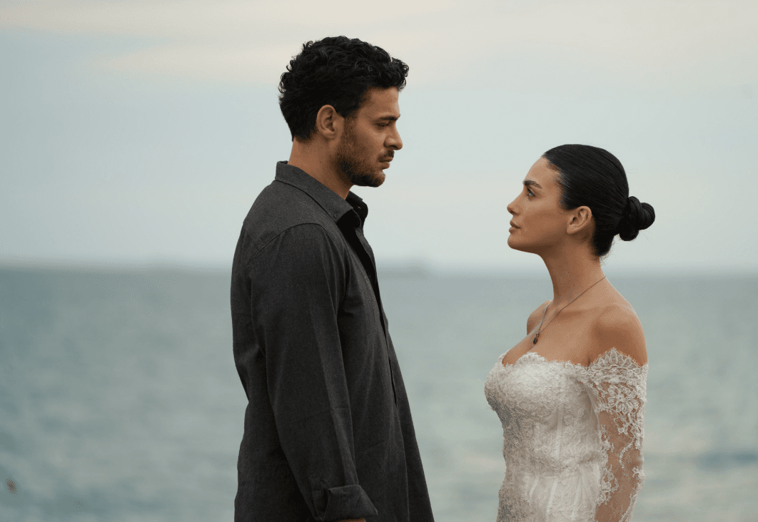 DiziTrack Blog - Gözleri Karadeniz Episode 5 – A Wedding, A Collapse, and A Farewell