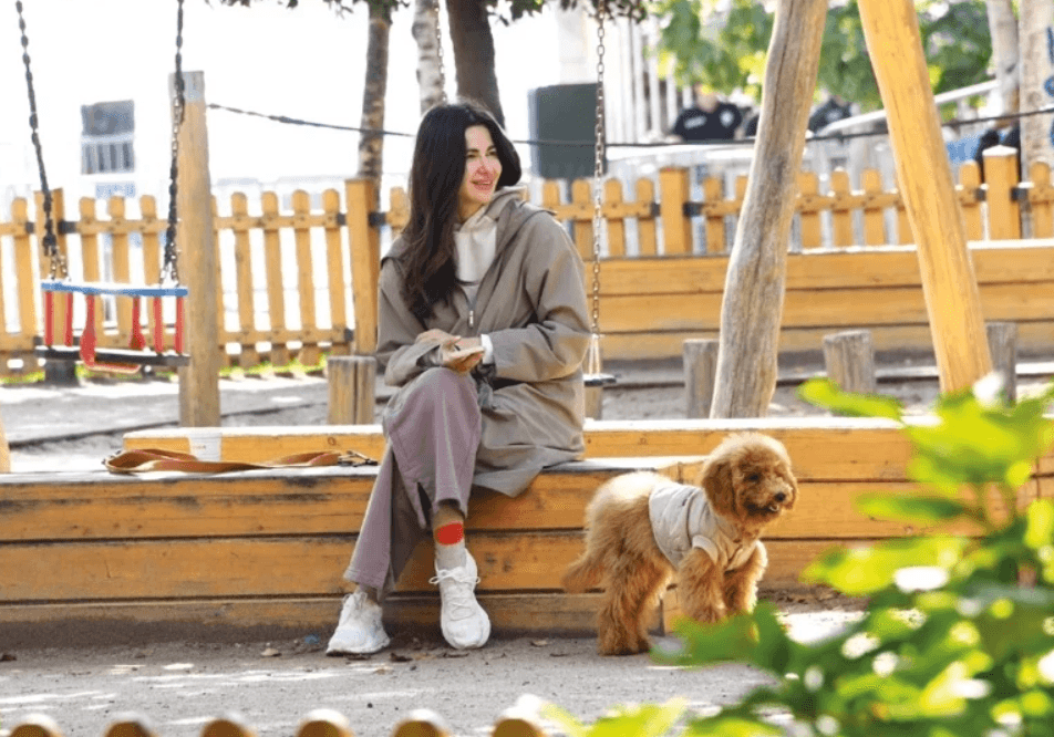 DiziTrack Blog - Nesrin Cavadzade Claps Back at Dating Rumors: “Not Everyone I Eat Lahmacun With Is My Boyfriend”
