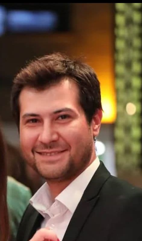 Onur Özkır