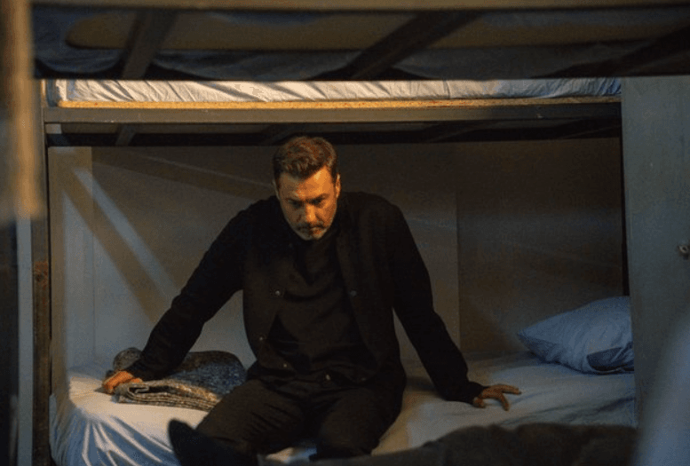DiziTrack Blog - Kızılcık Şerbeti Episode 111: Ömer’s Arrest and Kıvılcım’s Dilemma Shake the Ünal Household